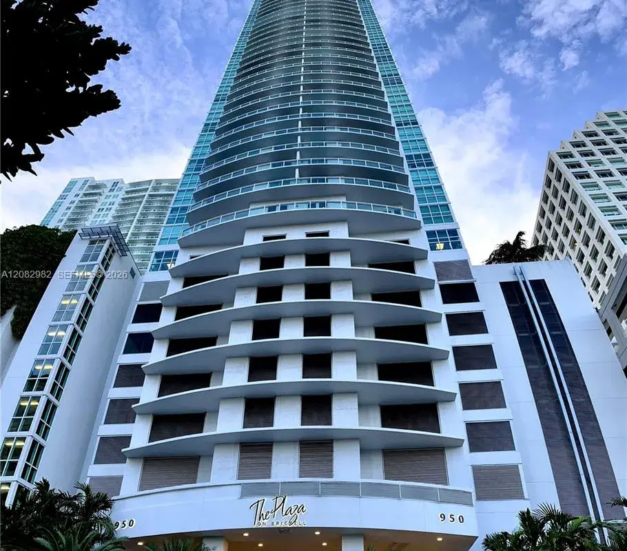 950 Brickell Bay Dr # 4908, Miami FL 33131