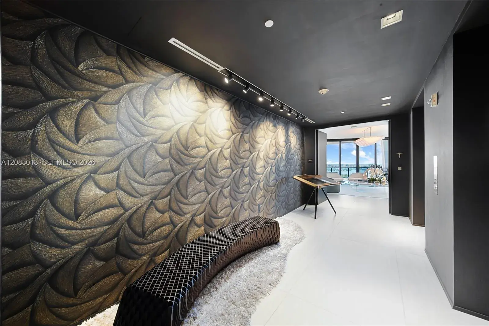1000 Biscayne Blvd # 3402, Miami FL 33132