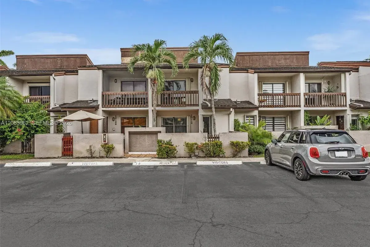 10110 NW 41st St # 7, Doral FL 33178