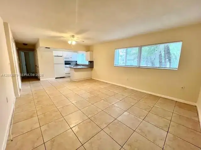 7626 NE 6th Ct # 1, Miami FL 33138 photo 3