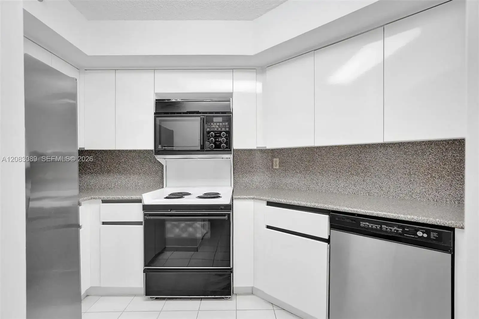 6767 Collins Ave # 307, Miami Beach FL 33141 photo 3