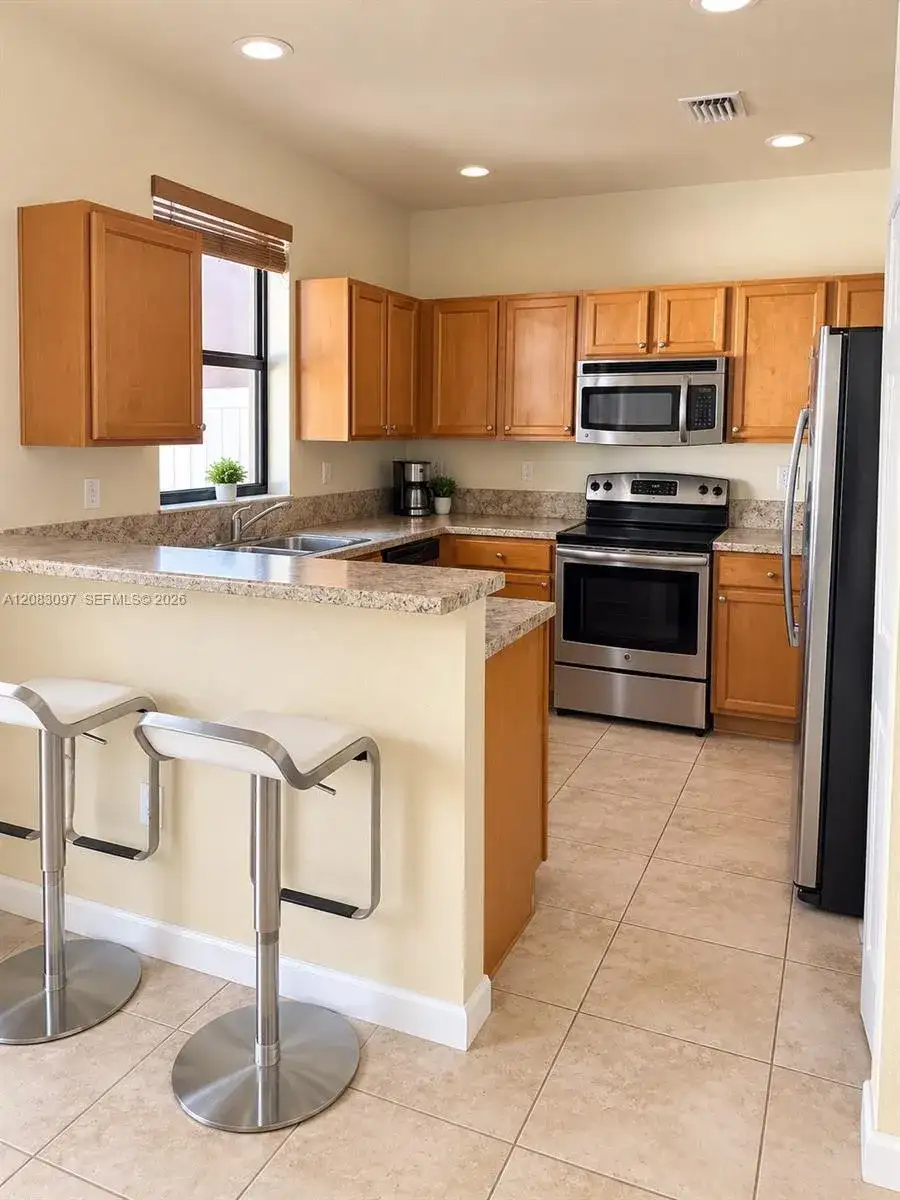 3375 W 90th Ter # 3375, Hialeah FL 33018 photo 3
