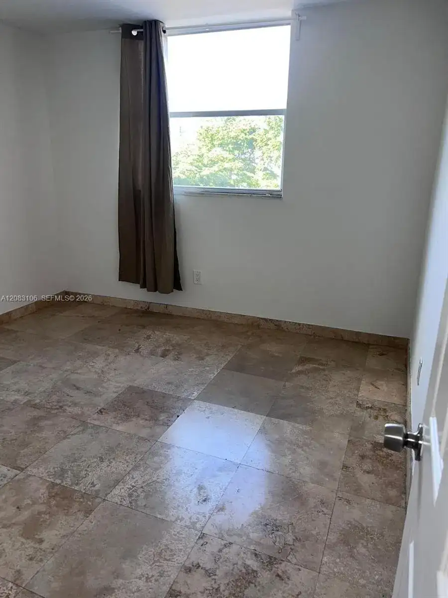 1801 S Treasure Dr # 429, North Bay Village FL 33141 photo 5