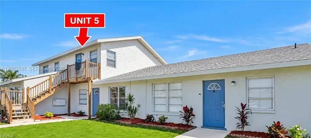 4705 SE 4th PL # 5, Cape Coral FL 33904 photo 2