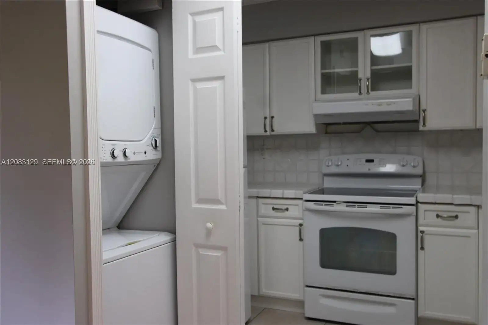15495 N Miami Lakeway N # 4, Miami Lakes FL 33014 photo 2