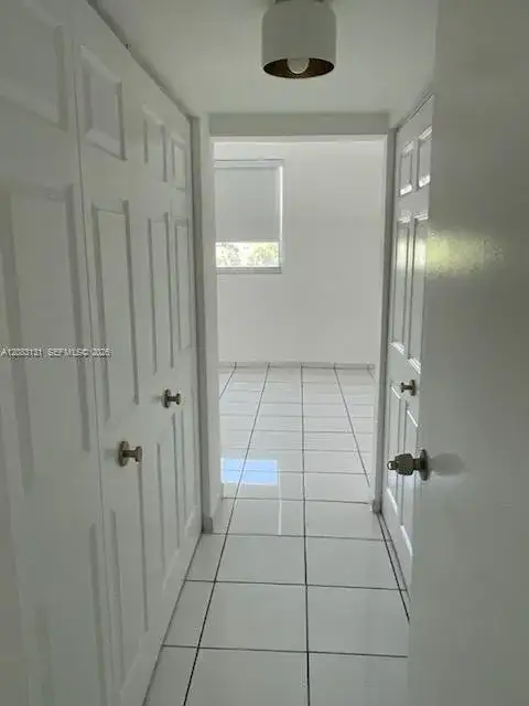 1465 NE 123rd St # 412, North Miami FL 33161 photo 4