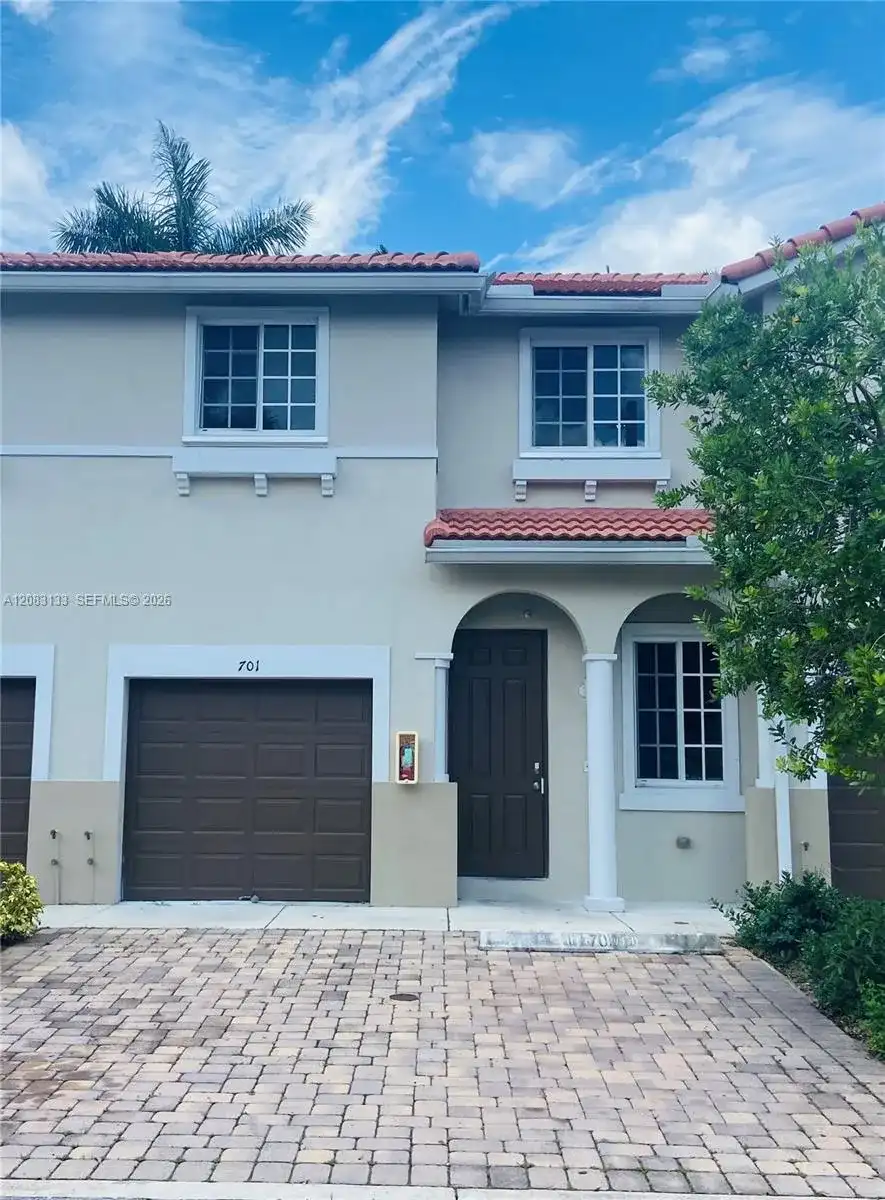 21401 NW 13th Ct # 701, Miami Gardens FL 33169