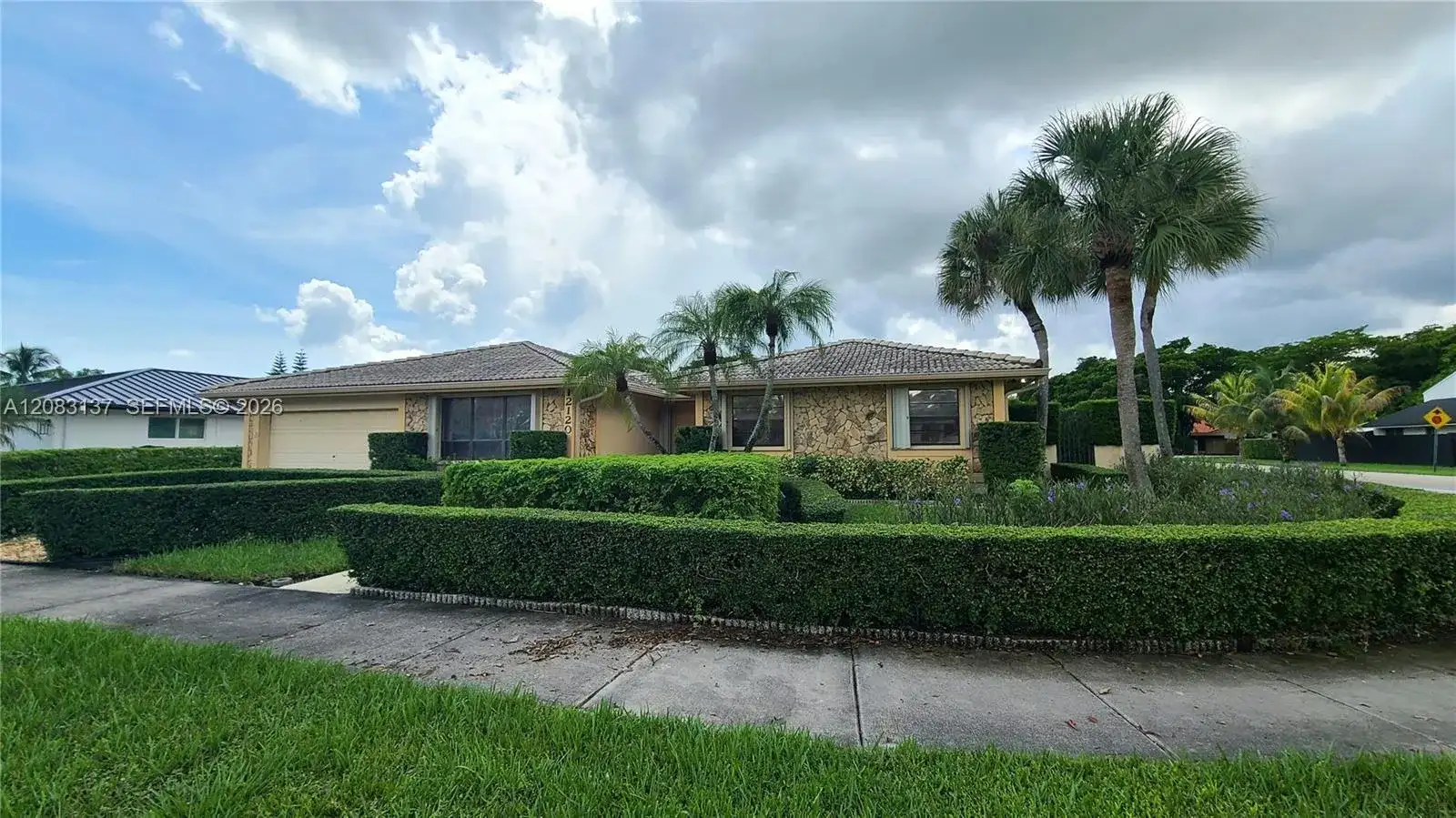 12120 SW 95th St, Miami FL 33186 photo 2