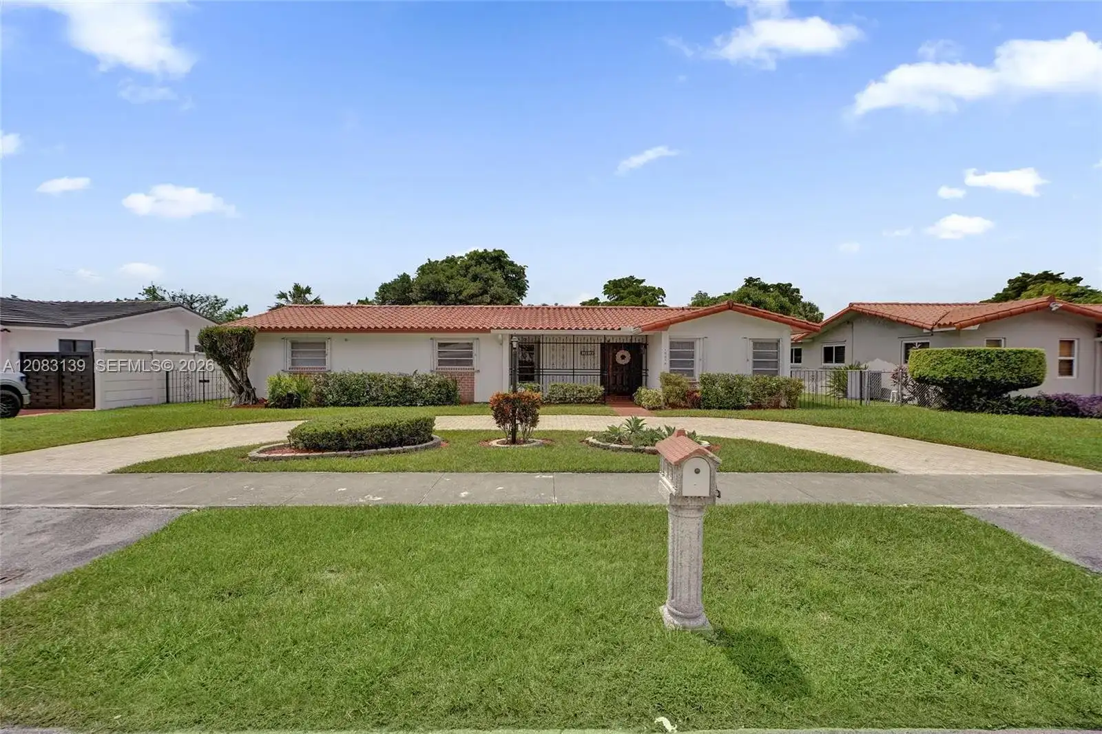 10214 SW 26th Ter, Miami FL 33165