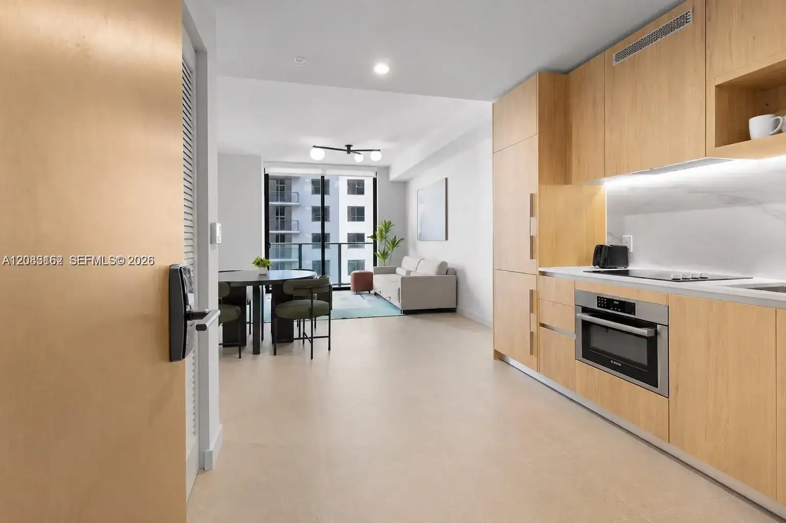 11 NE 6th St # 1712, Miami FL 33132 photo 2