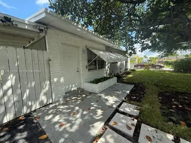 1050 NW 23RD # 1041, Fort Lauderdale FL 33311 photo 2