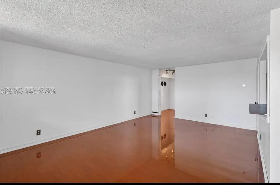 1811 Jefferson # 705, Hollywood FL 33020