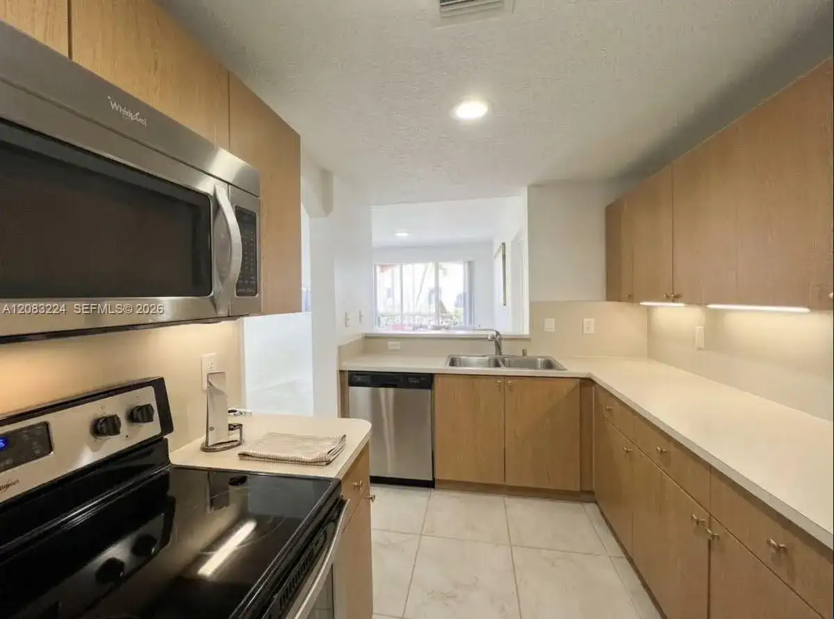 6720 NW 114th Ave # 804, Doral FL 33178 photo 5