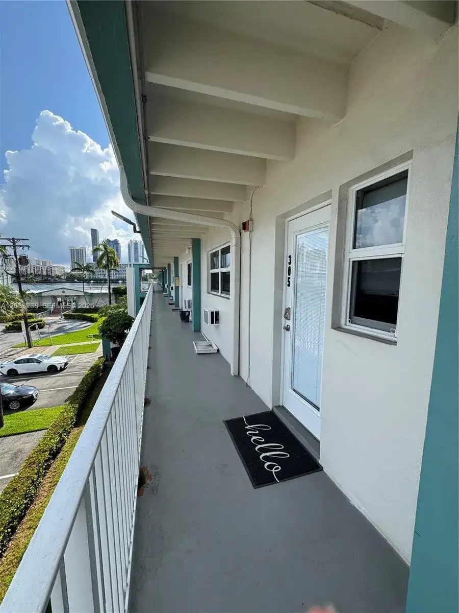 3922 NE 166th St # S305, North Miami Beach FL 33160 photo 2