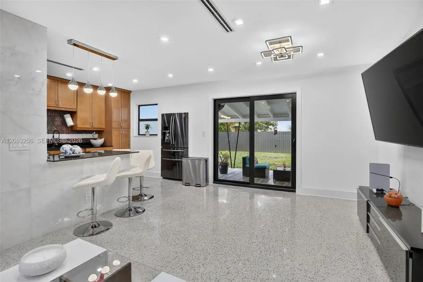 20310 NE 14th Ave, Miami FL 33179 photo 4