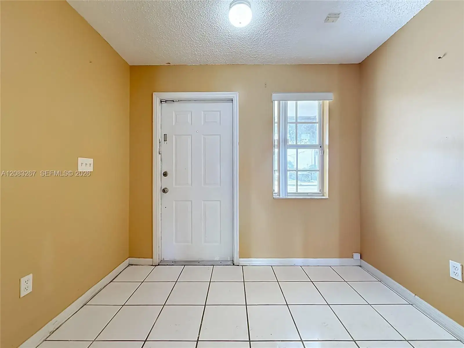 18396 SW 138th Ct, Miami FL 33177 photo 2