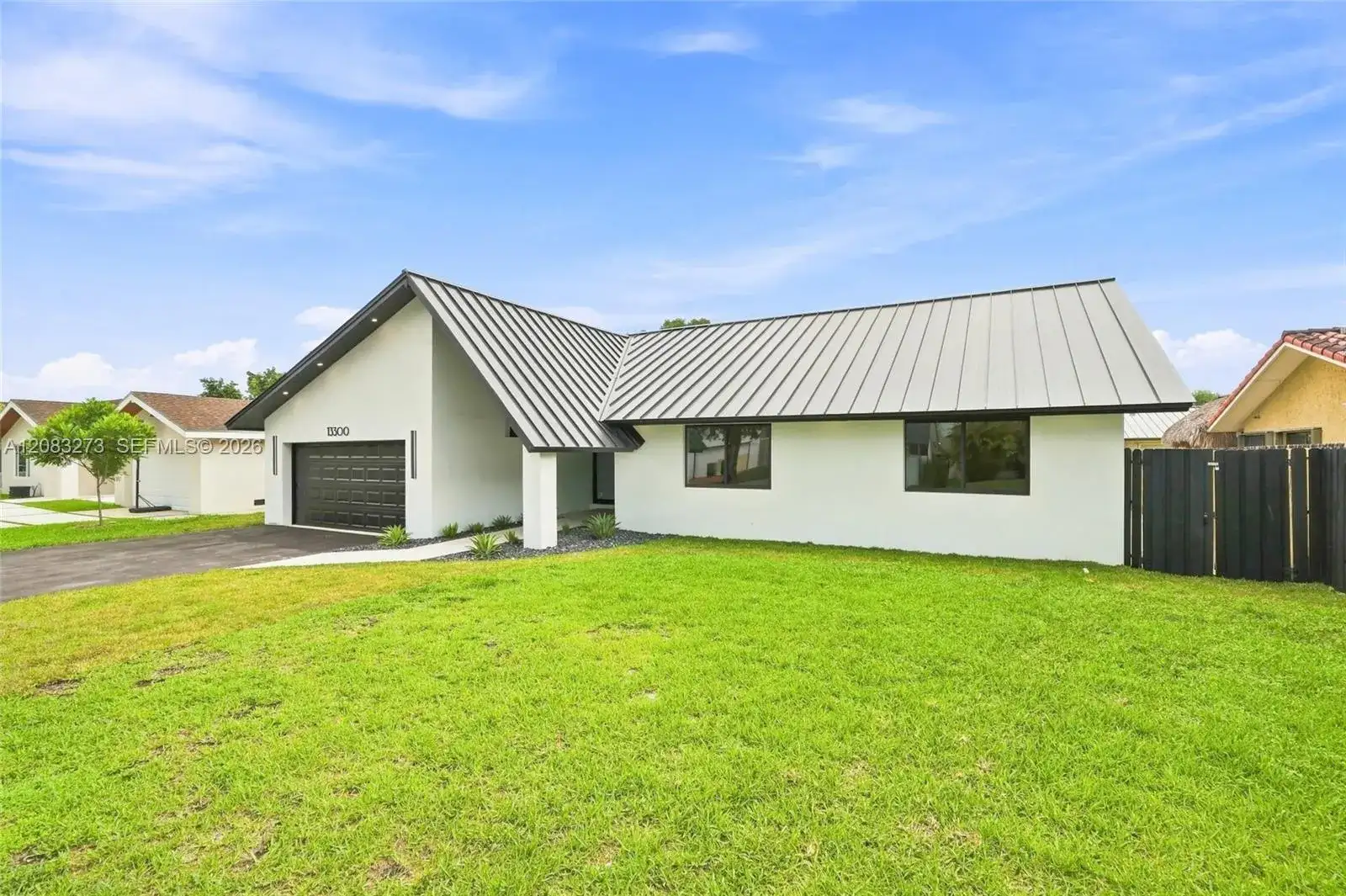 13300 SW 99th Ter, Miami FL 33186 photo 2