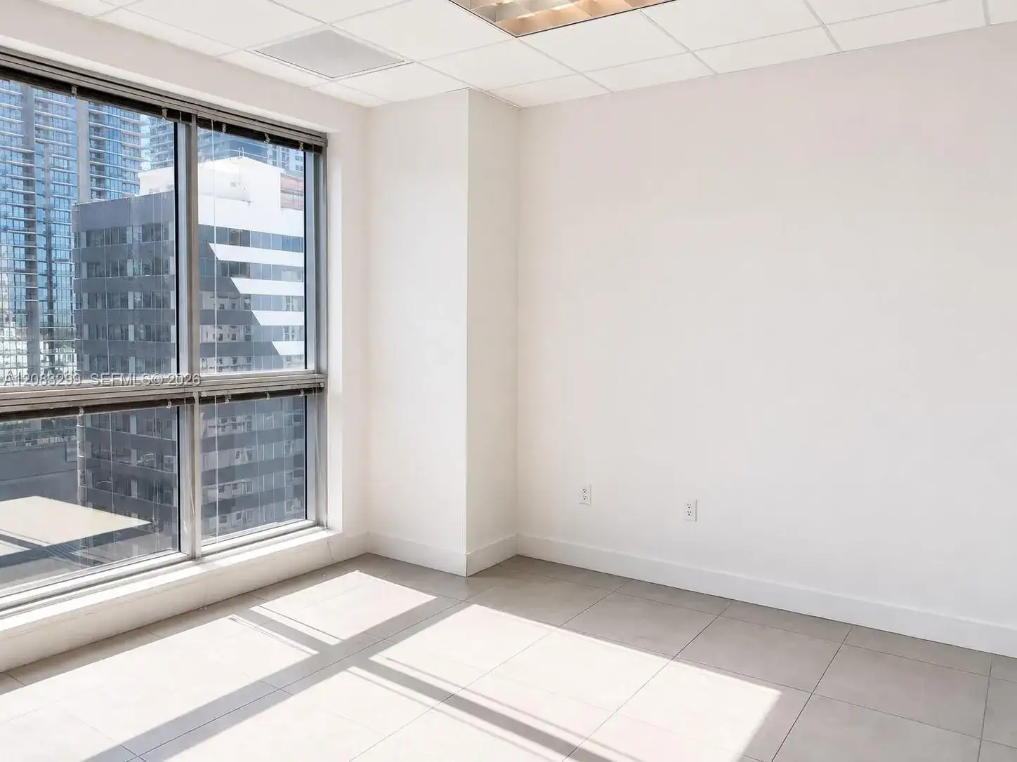 175 SW 7th St # 1809, Miami FL 33130 photo 5