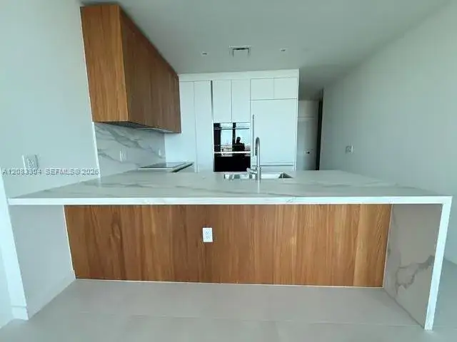 1400 Biscayne Blvd # 904, Miami FL 33132