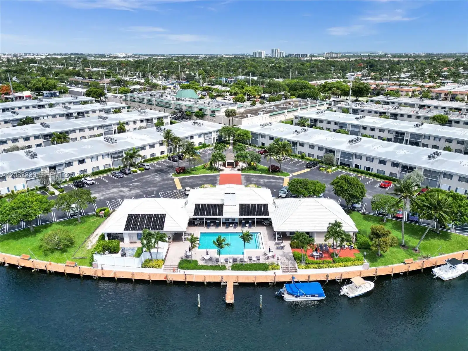 130 Cypress Club Dr # 302, Pompano Beach FL 33060 photo 4