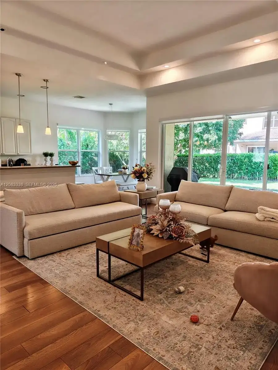 2016 Schooner Ln, Weston FL 33327