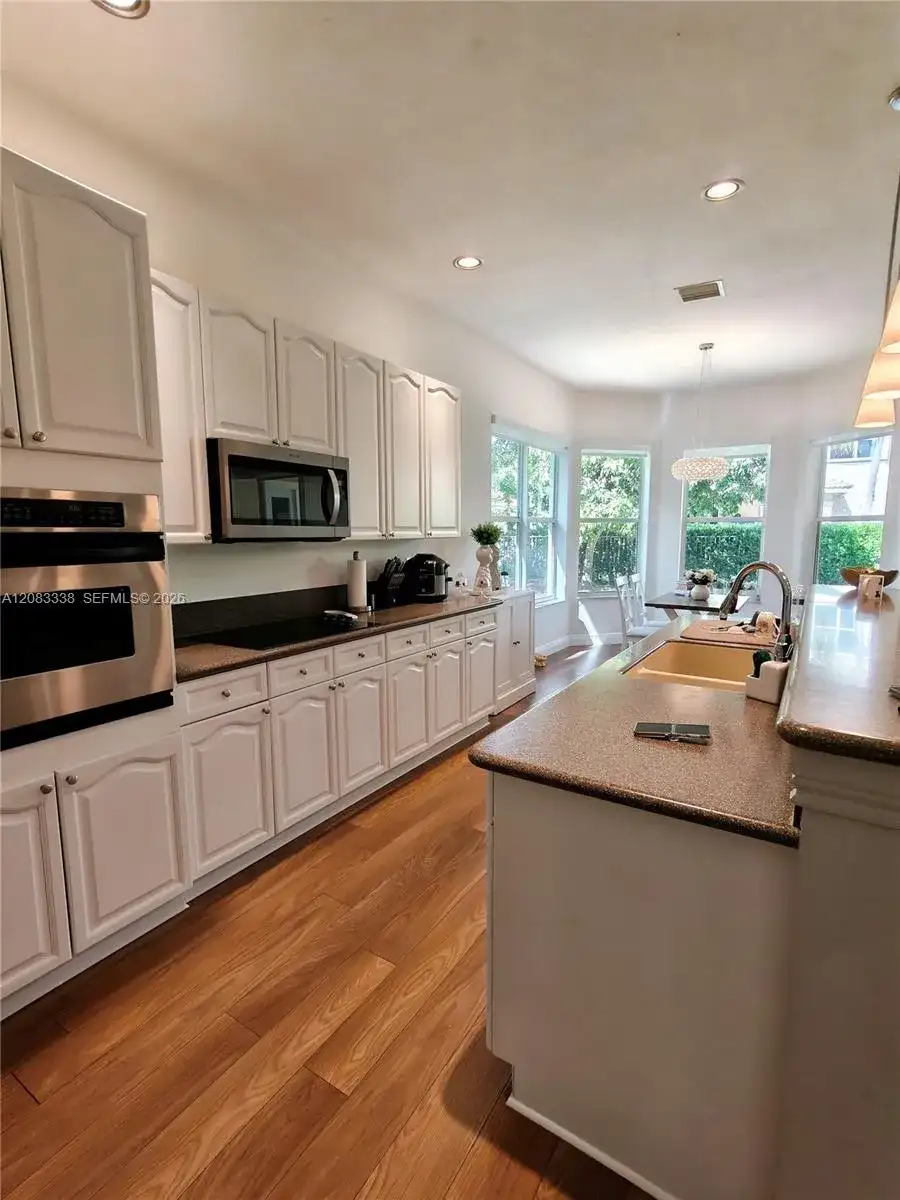 2016 Schooner Ln, Weston FL 33327 photo 5