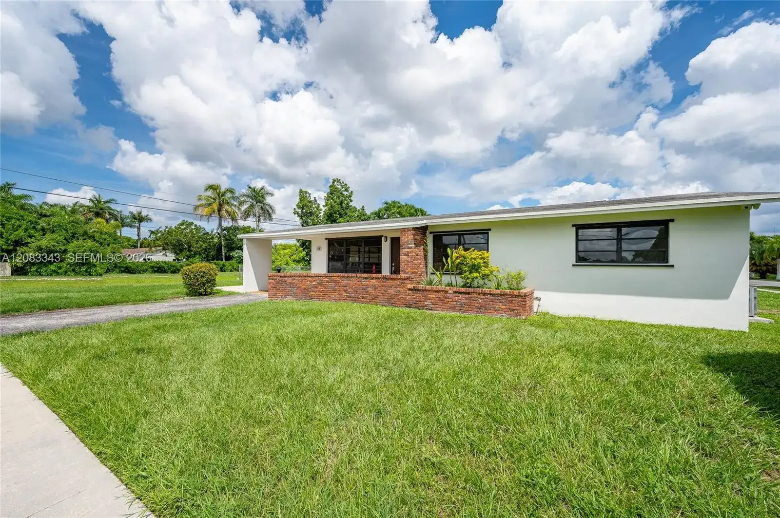 955 NW 15th St, Homestead FL 33030 photo 5