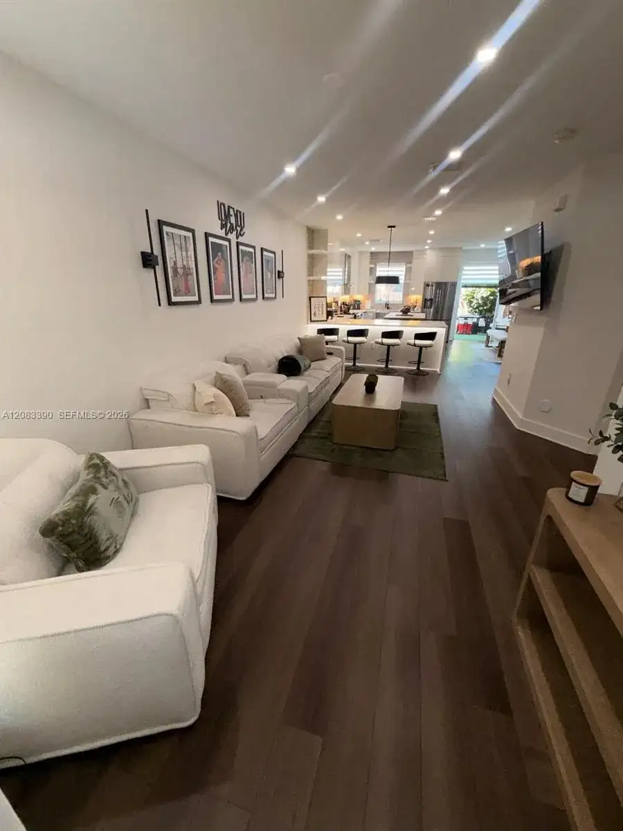 14959 SW 9th Way # 14959, Miami FL 33194 photo 3