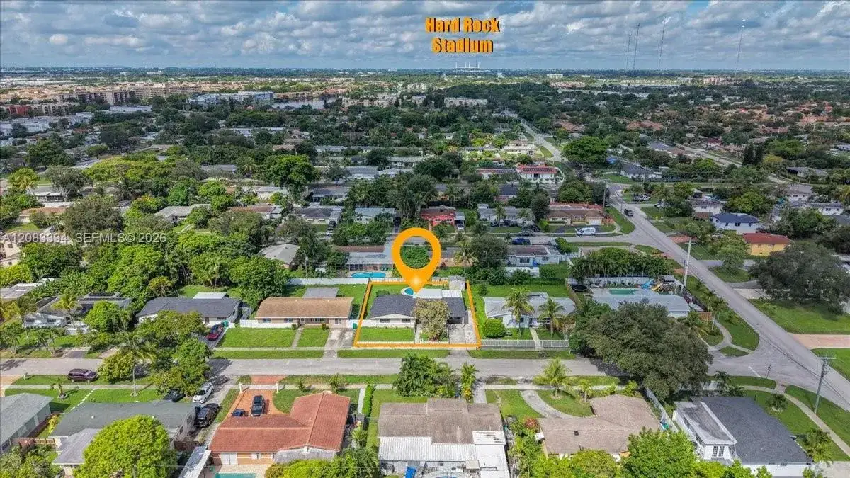 19812 NE 12th Pl, Miami FL 33179 photo 5