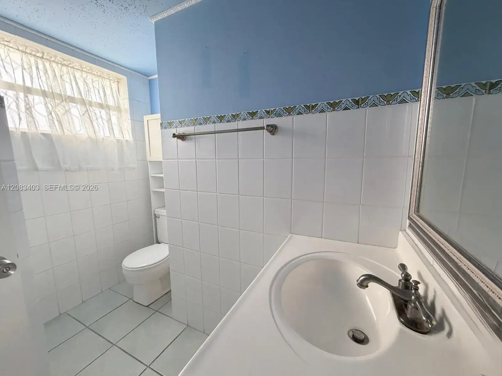 1780 NE 191st St # 2, Miami FL 33179 photo 5
