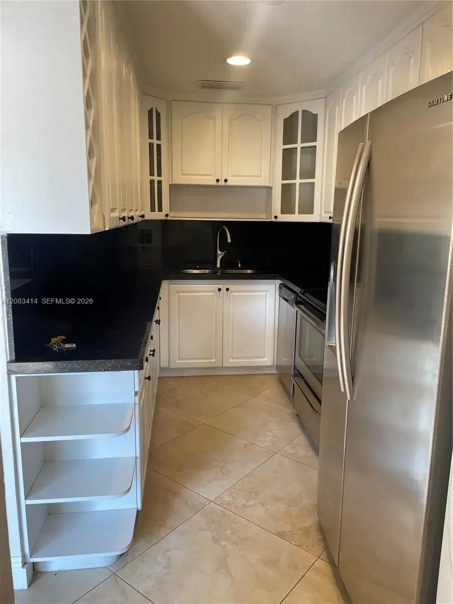 521 SW 93rd Ct # 521, Miami FL 33174 photo 3