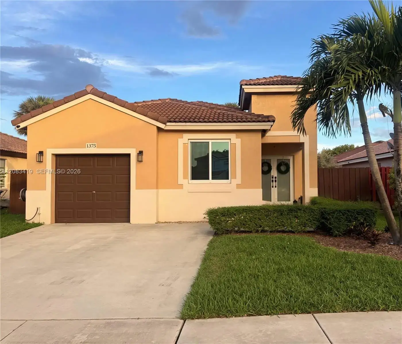 1375 SW 105th Ave, Pembroke Pines FL 33025