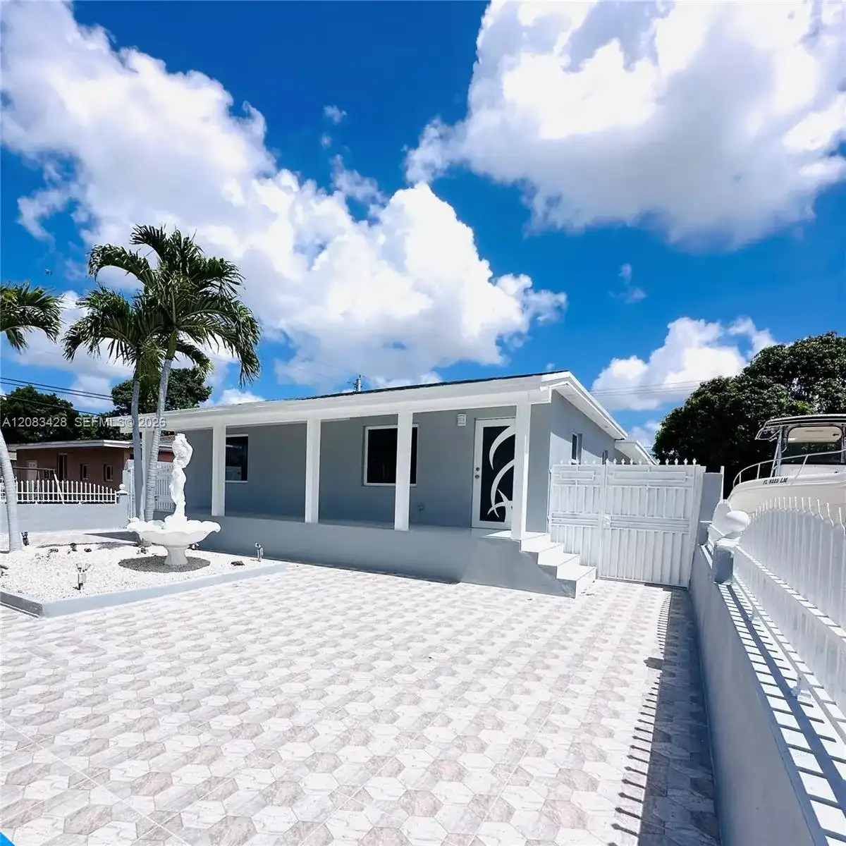 82 E 16th St, Hialeah FL 33010