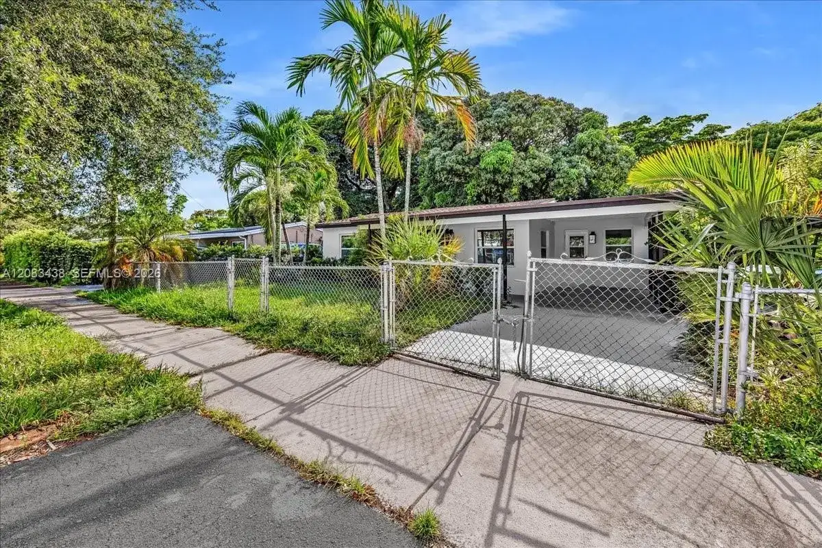 535 NW 23rd Ave, Fort Lauderdale FL 33311 photo 4