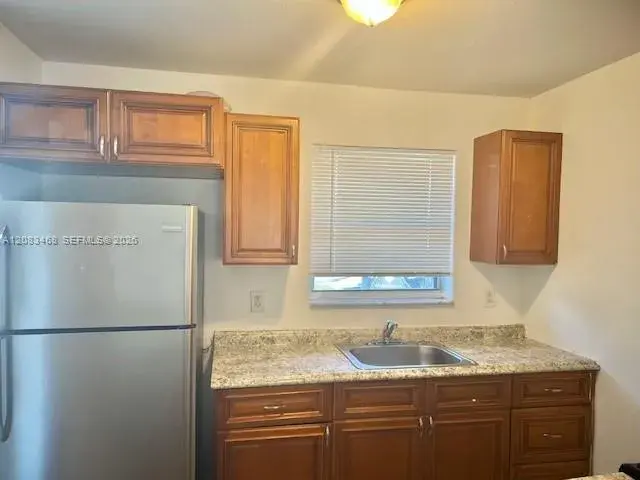 2746 Johnson St, Hollywood FL 33020