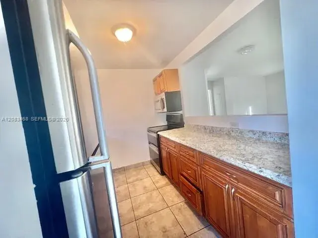 2746 Johnson St, Hollywood FL 33020