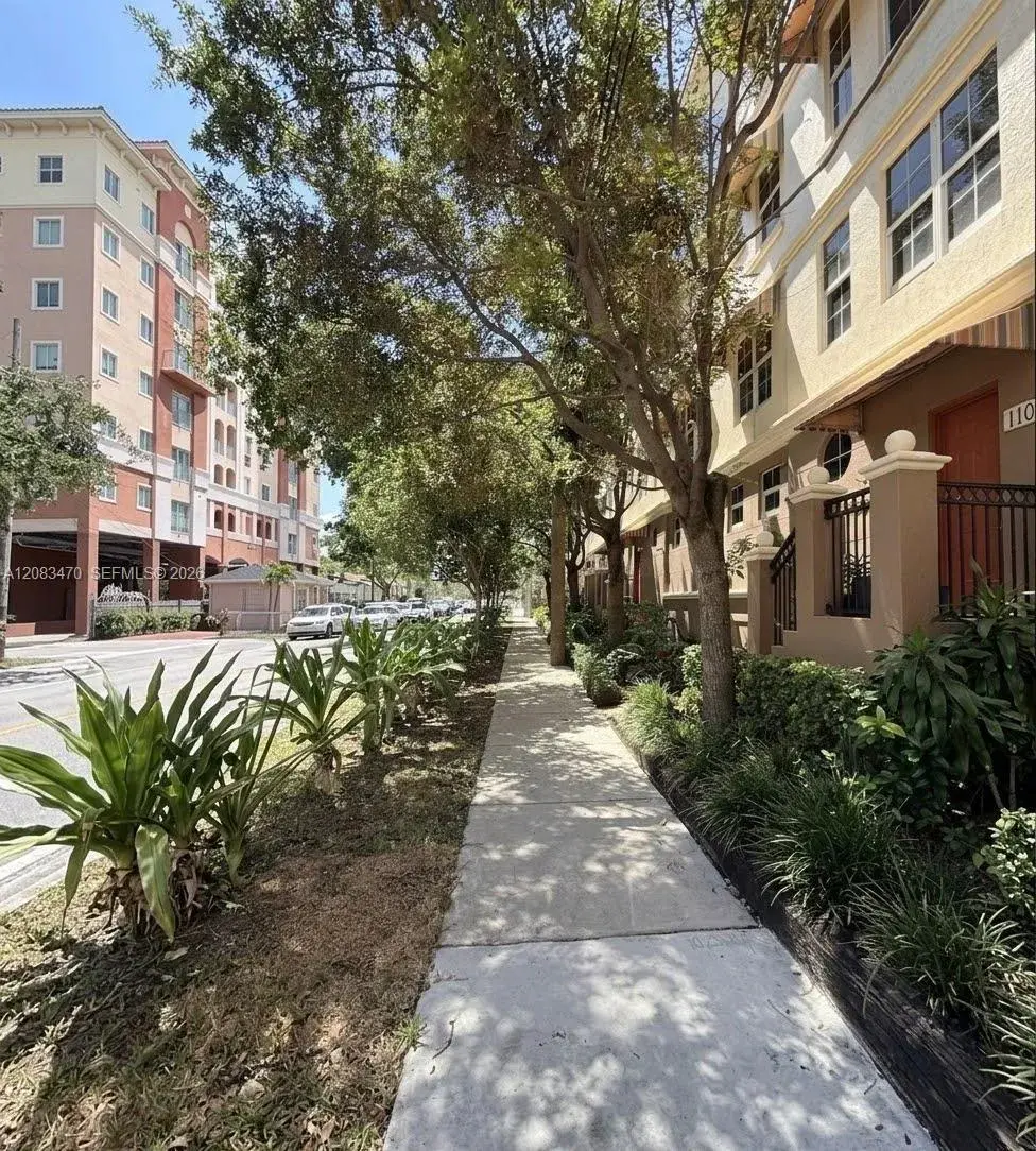 3232 SW 22nd Ter # 113, Miami FL 33145