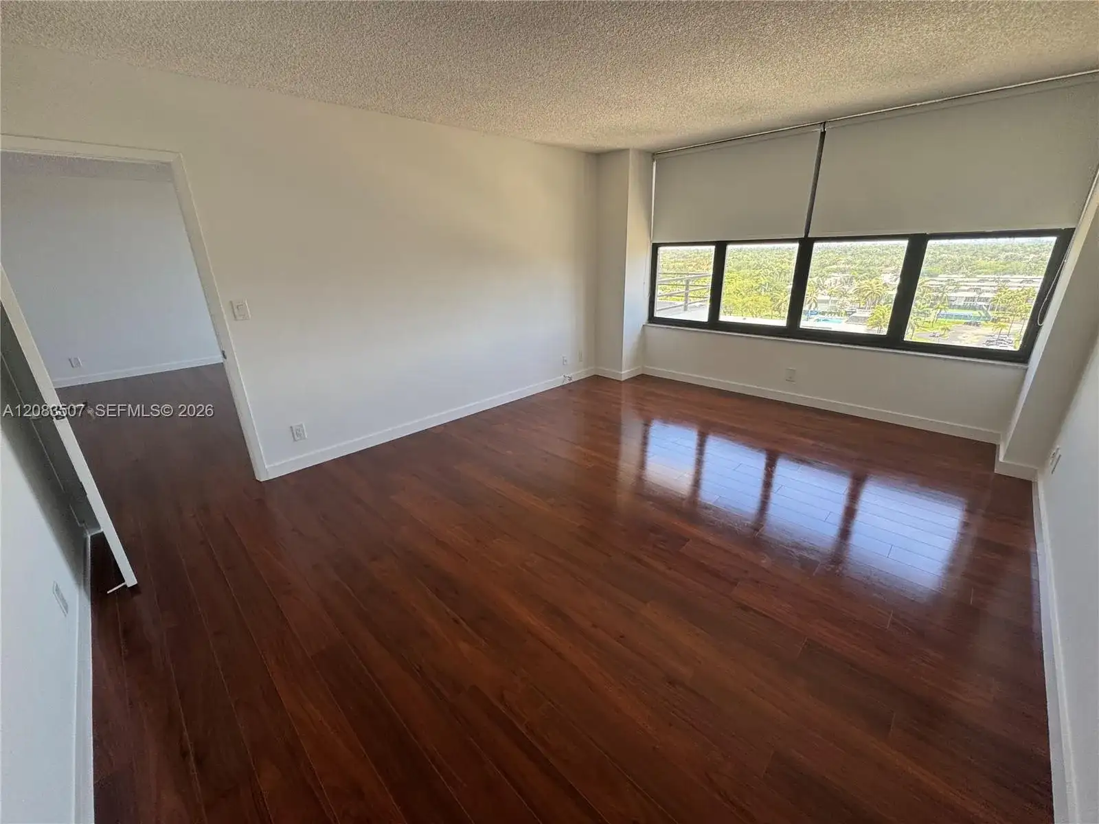 2500 Parkview Dr # 1109, Hallandale Beach FL 33009 photo 5