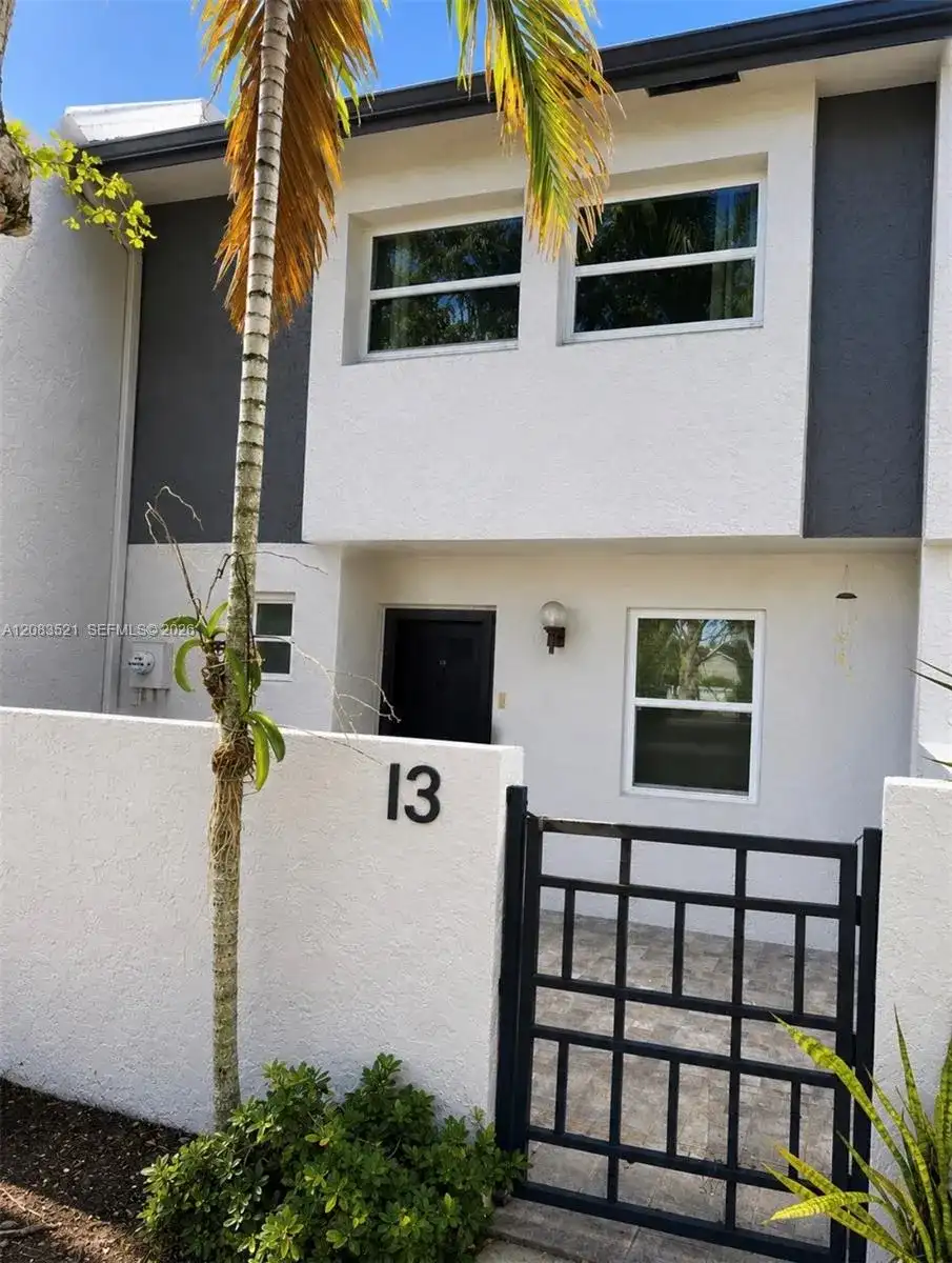 14115 SW 66th St # I3, Miami FL 33183
