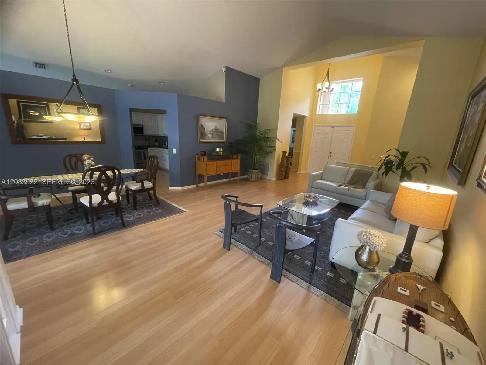 412 Cameron Dr, Weston FL 33326