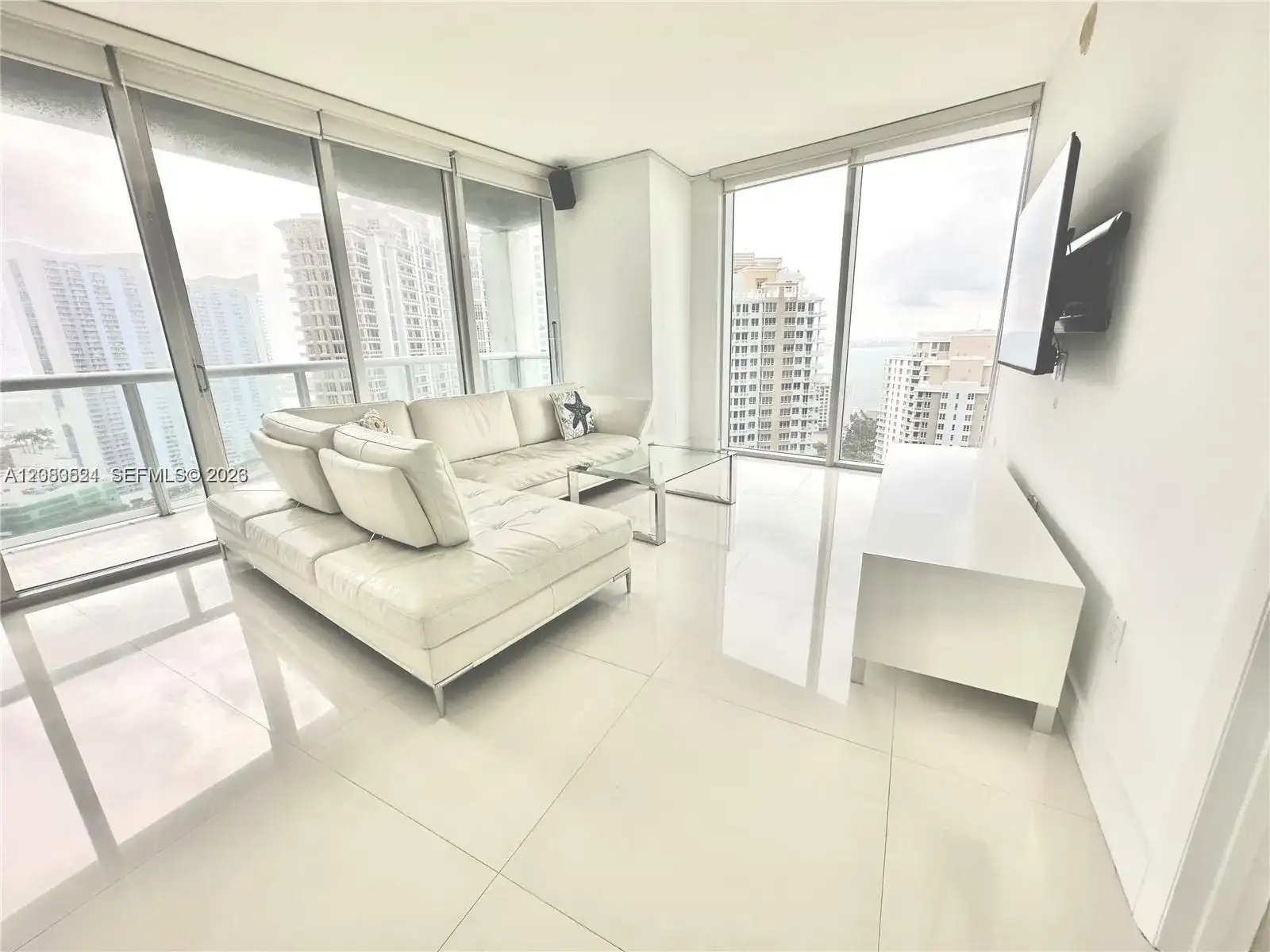 495 Brickell Ave # 2702, Miami FL 33131 photo 3