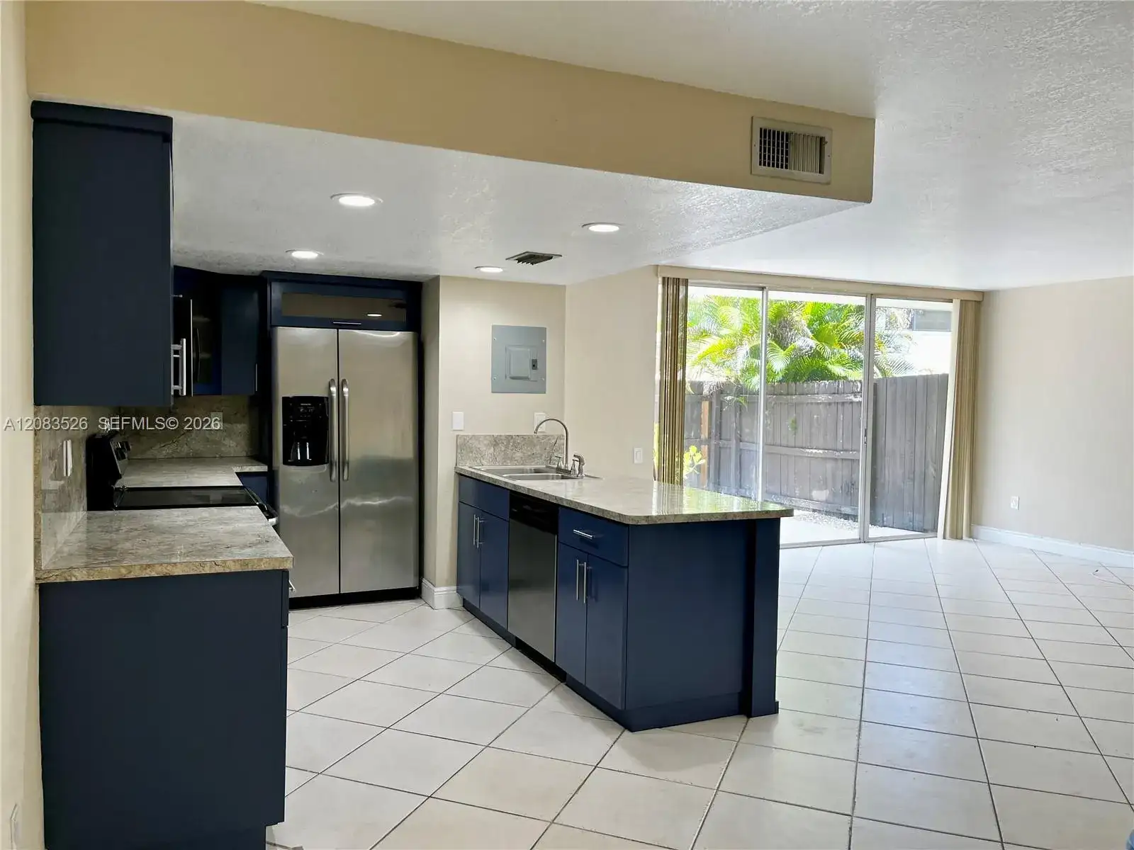 7015 SW 111th Pl, Miami FL 33173 photo 2