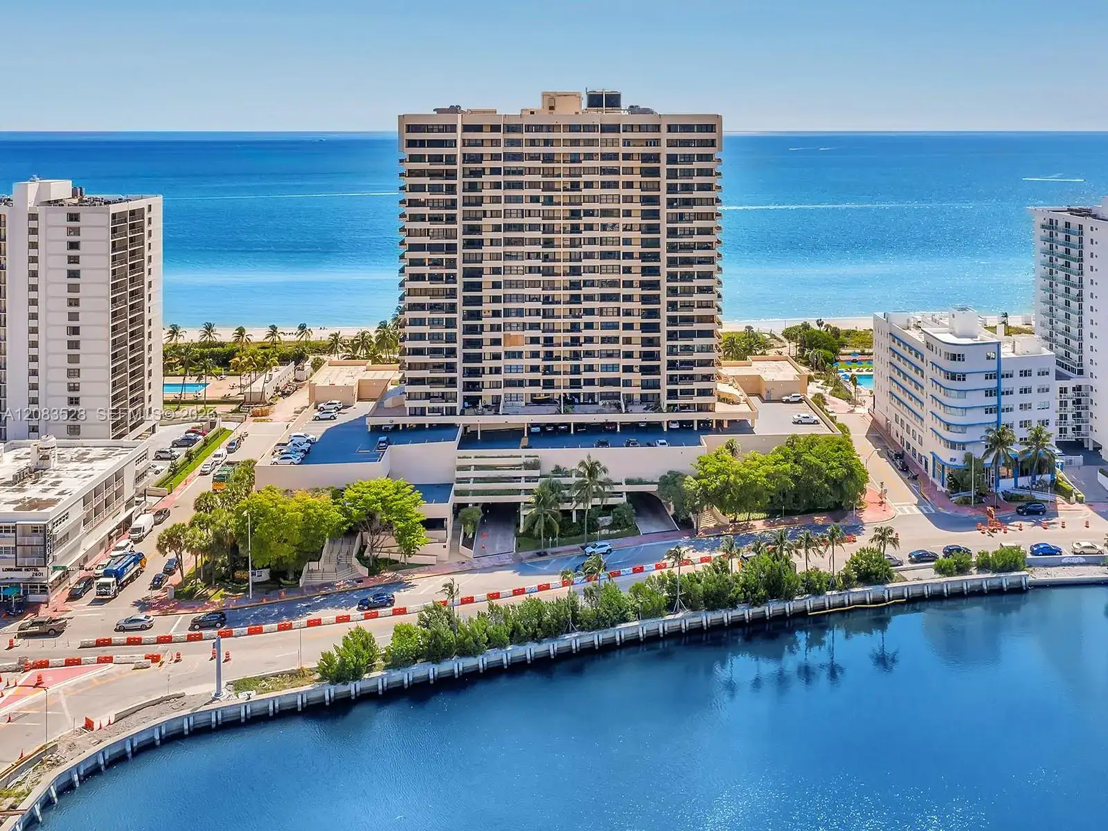 2555 Collins Ave # 1604, Miami Beach FL 33140 photo 2