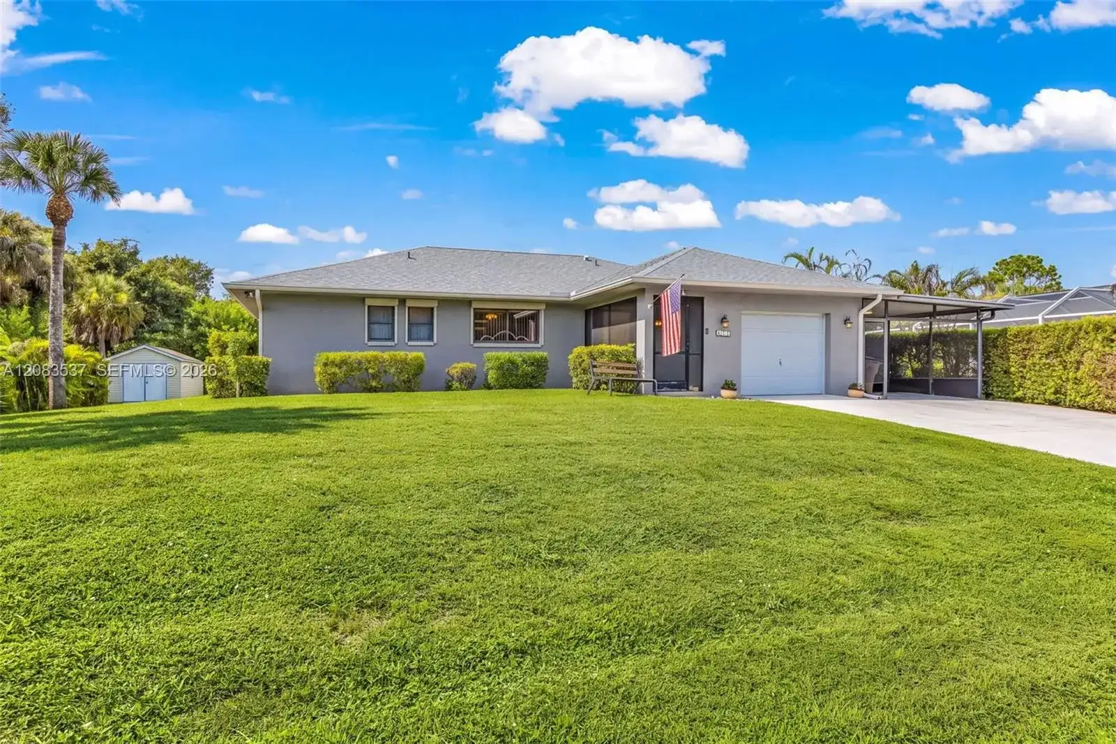 621 Roosevelt Ave, Lehigh Acres FL 33936 photo 2