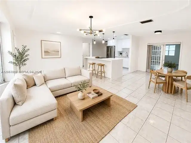 6921 NW 5th Ct, Margate FL 33063 photo 4