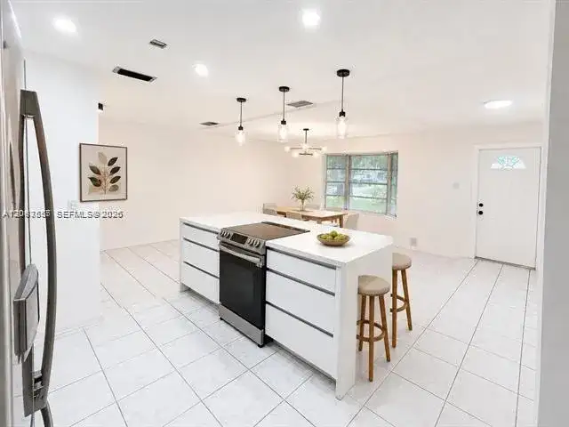 6921 NW 5th Ct, Margate FL 33063 photo 5