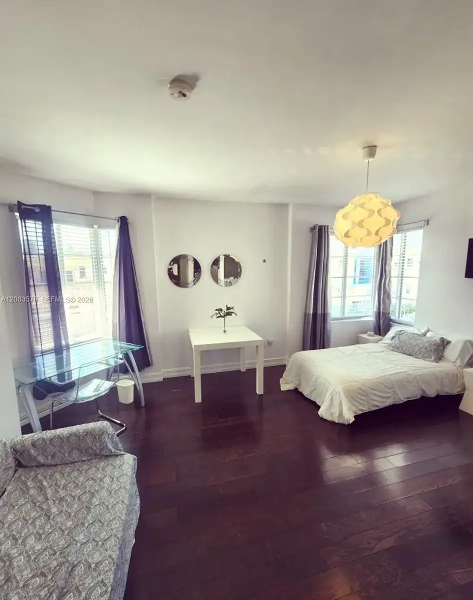 621 11th St # 201, Miami Beach FL 33139