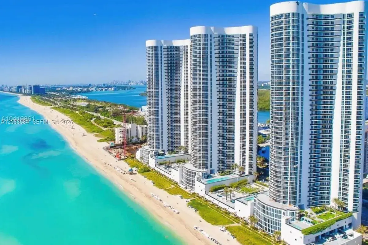 15811 Collins Ave # 2305, Sunny Isles Beach FL 33160