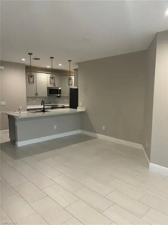 7553 Carnegie Way, Other City - In The State Of Florida FL 34119 photo 5