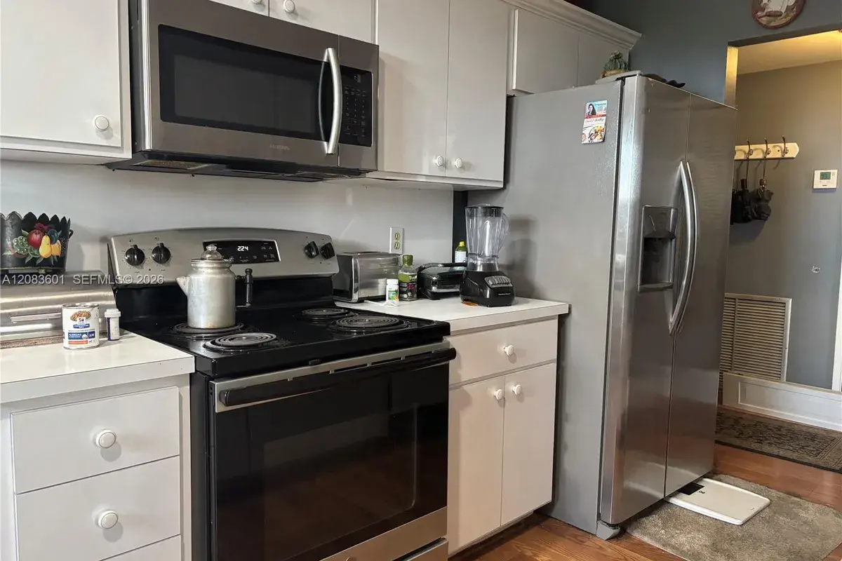3800 Hillcrest Dr # 1011, Hollywood FL 33021